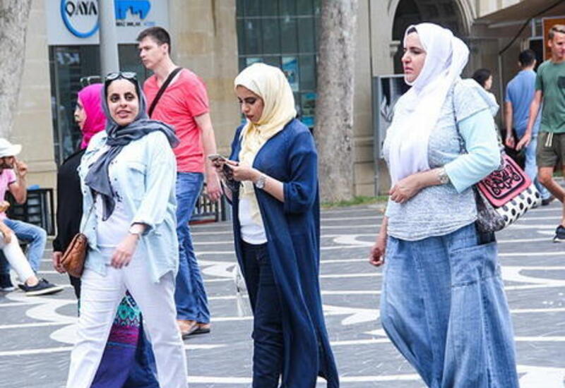 Azərbaycanda ötən il əcnəbi turistlər 3,4 milyard manat pul xərcləyib