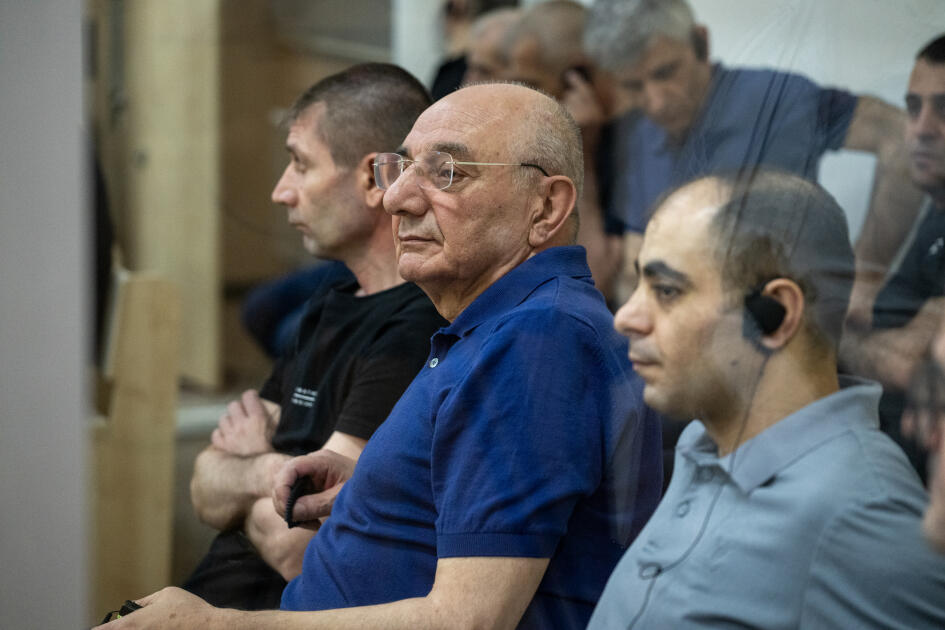 В Баку продолжился суд над лицами, обвиняемыми в совершении многочисленных преступлений против азербайджанского народа