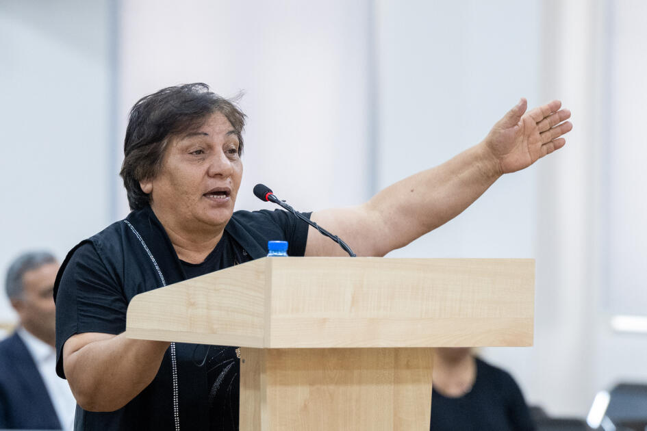 Ermənistan silahlı qüvvələrinin Xankəndiyə, Laçına, Kəlbəcərə, Ağdərəyə, Cəbrayıla, Füzuliyə hücumları nəticəsində məcburi köçkün düşmüş, yaralanmış, doğmaları öldürülmüş şəxslər məhkəmədə ifadə veriblər