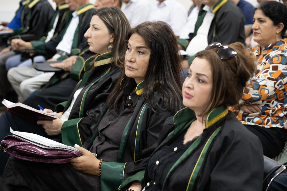 Ermənistan silahlı qüvvələrinin Xocalıya, Laçına, Kəlbəcərə, Qubadlıya hücumları nəticəsində məcburi köçkün düşmüş, yaralanmış, doğmaları öldürülmüş şəxslər məhkəmədə ifadə veriblər