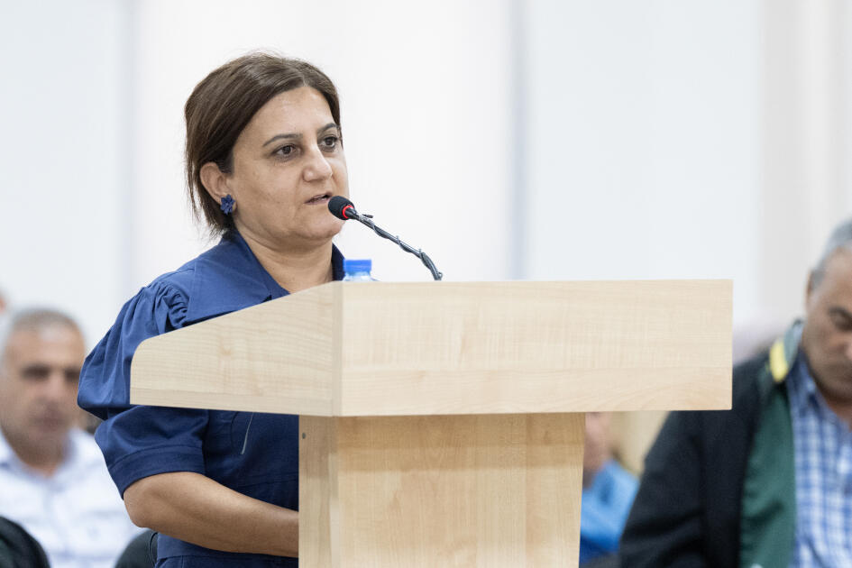 Ermənistan silahlı qüvvələrinin Xocalıya, Laçına, Kəlbəcərə, Qubadlıya hücumları nəticəsində məcburi köçkün düşmüş, yaralanmış, doğmaları öldürülmüş şəxslər məhkəmədə ifadə veriblər