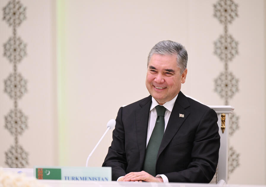Состоялась встреча Президента Азербайджана Ильхама Алиева с председателем Халк Маслахаты Туркменистана в расширенном составе