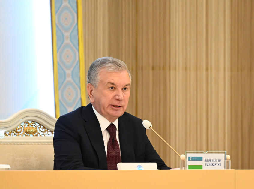 В Туркменбаши Президент Ильхам Алиев, Гурбангулы Бердымухамедов и Шавкат Мирзиёев выступили с совместными заявлениями для прессы