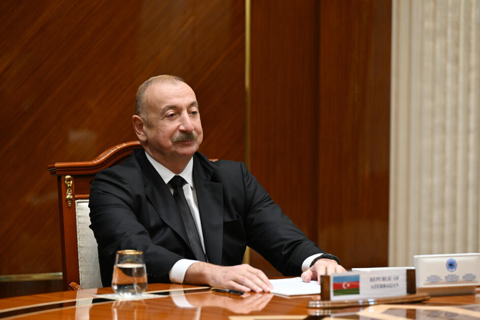 Türkmənbaşı şəhərində Prezidenti İlham Əliyev, Qurbanqulu Berdiməhəmmədov və Şavkat Mirziyoyev arasında yüksəksəviyyəli görüş keçirilib