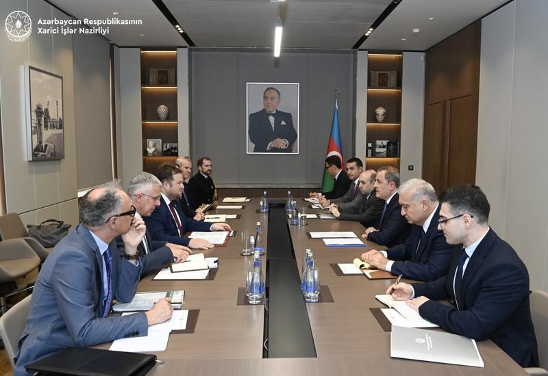 Азербайджан и Великобритания провели политические консультации