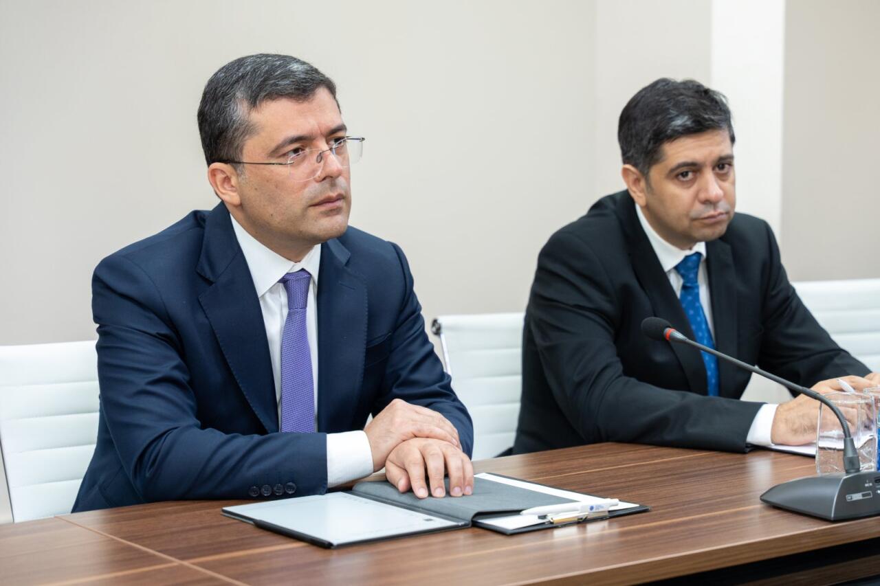 В Агентстве развития медиа Азербайджана прошла встреча с румынской делегацией