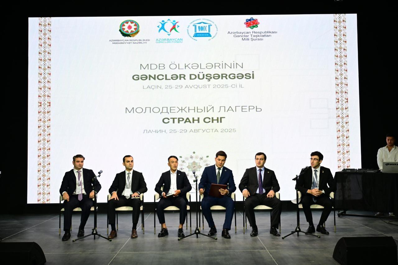 В Лачине состоялась дискуссия по развитию молодежных инициатив в сфере культуры и креатива