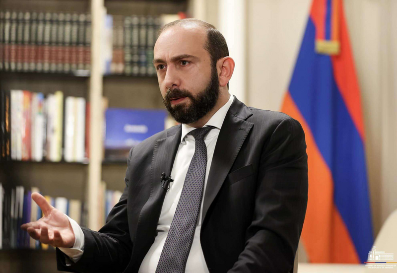 Мирзоян о планах по подписанию мирного договора с Азербайджаном