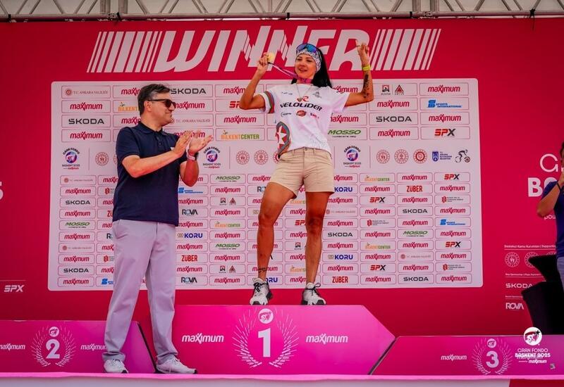 Азербайджанская велогонщица выиграла этап мировой серии Gran Fondo