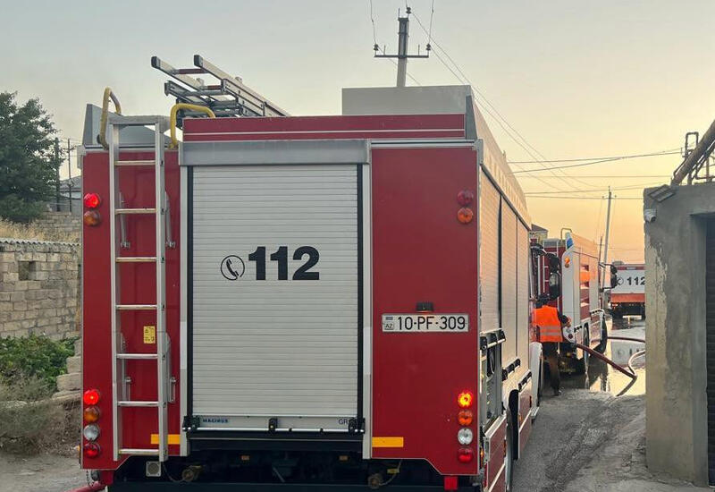 Sumqayıtda beşmərtəbəli yaşayış binasında yanğın baş verib