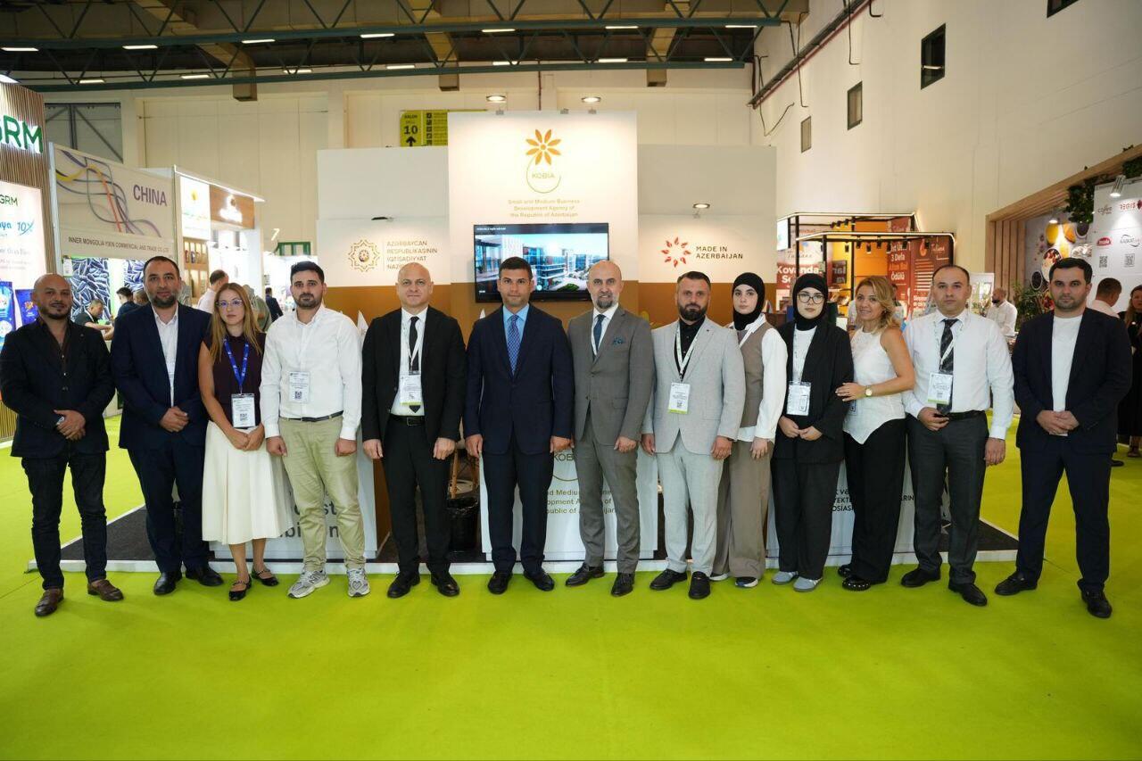 Azərbaycan sahibkarları “WorldFood Istanbul 2025” sərgisində məhsullarını təqdim edirlər
