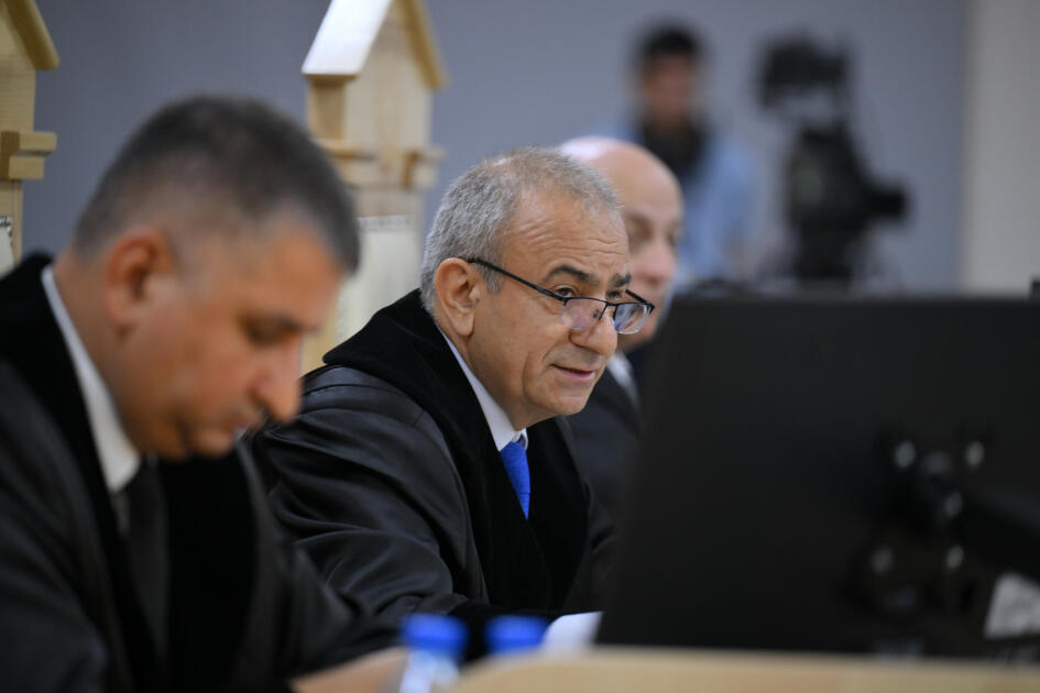Bir sıra cinayətlərdə ittiham olunan Ermənistan vətəndaşlarının ibtidai istintaqa ifadələrinin məhkəmədə elan olunması başa çatıb