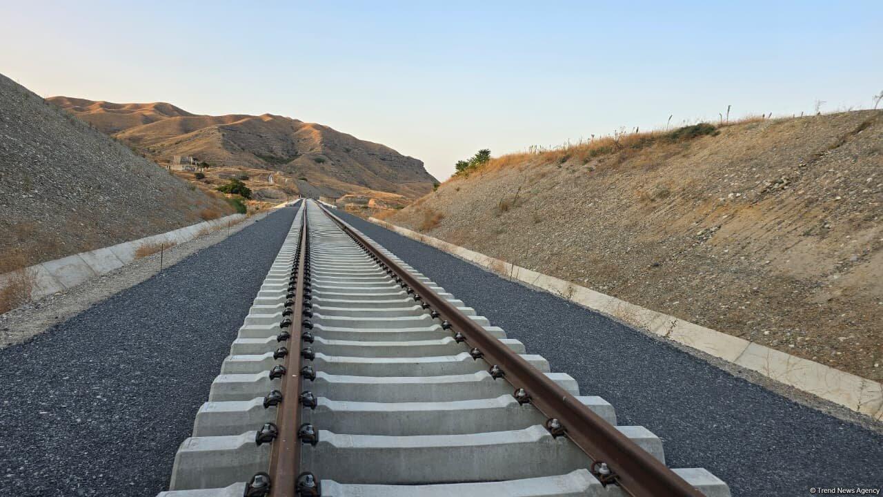 Продолжается строительство железной дороги Горадиз–Агбенд