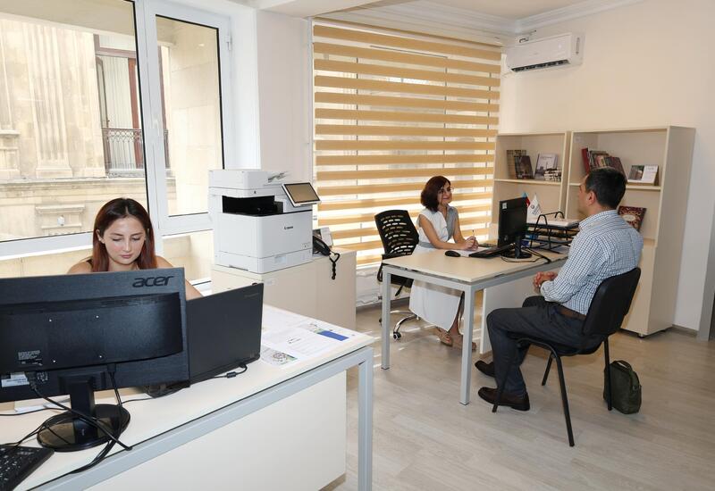 İçərişəhərdə Yeni Xidmət Mərkəzi Fəaliyyətə Başladı