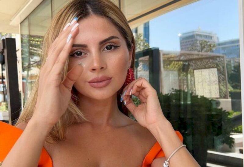 Aynişan geyimi ilə "göz qamaşdırdı"