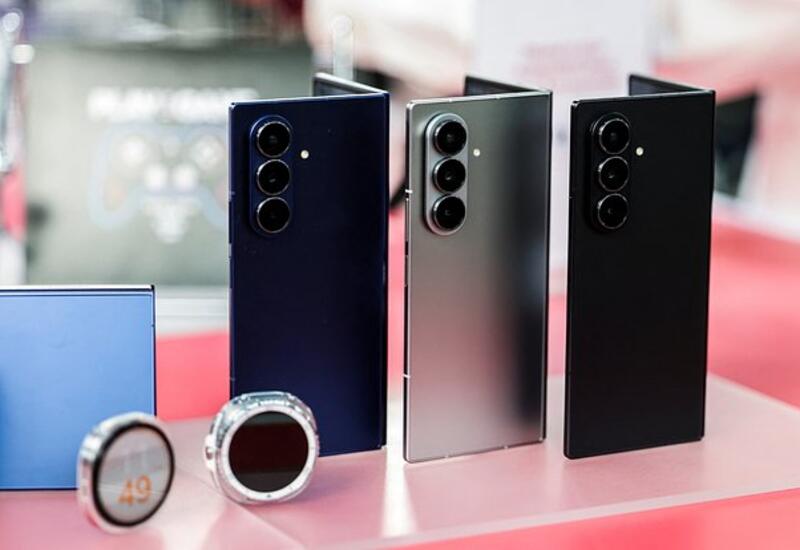 Samsung потеряла лидерство на рынке смартфонов