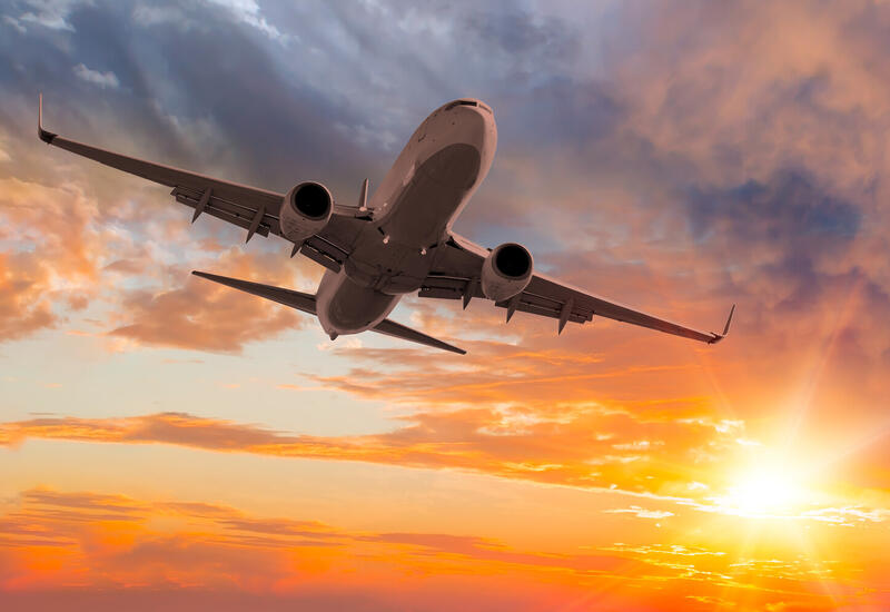Самолет канадской WestJet экстренно сел в Карибском море