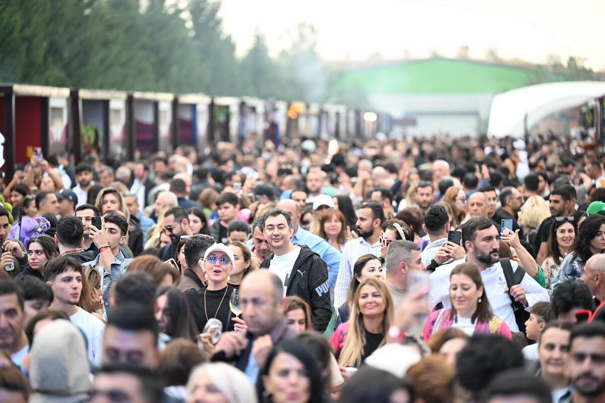 Şamaxıda növbəti Üzüm və Şərab Festivalının açılışı olub