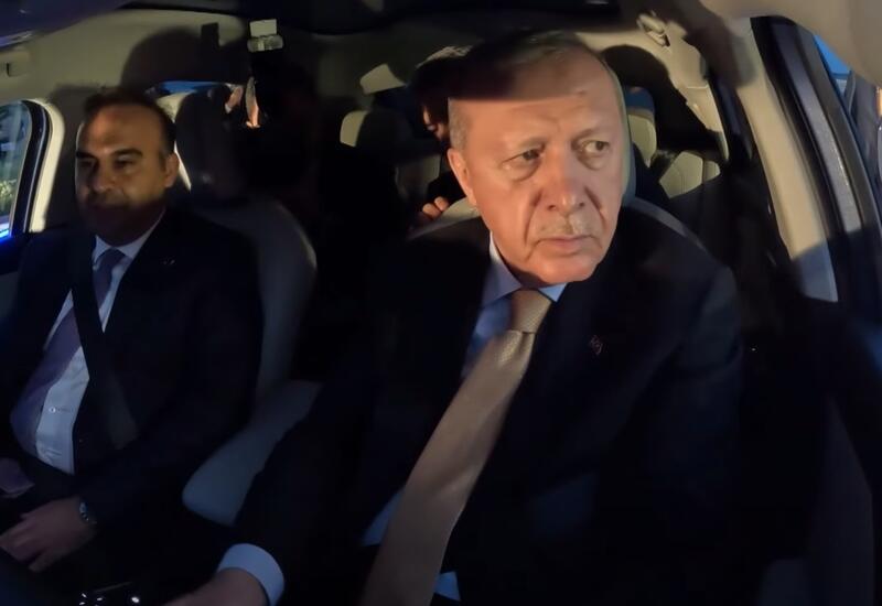 Ərdoğana yeni TOGG elektromobili hədiyyə edilib