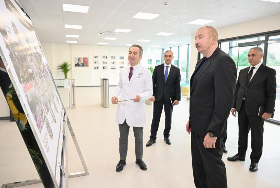 Prezident İlham Əliyev Qarabağ Universitetinin Klinikası binasının, Tibb və sağlamlıq elmləri fakültəsinin tədris korpusunun açılışında iştirak edib
