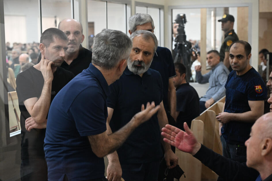 Ermənistan vətəndaşlarının məhkəməsində 1988-1992-ci illərdə azərbaycanlılara qarşı törədilmiş cinayətlərlə bağlı sənədlər tədqiq edilib