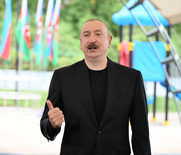 Президент Ильхам Алиев встретился с жителями сел Бадара, Дашбулаг, Сейидбейли и Шушакенд Ходжалинского района