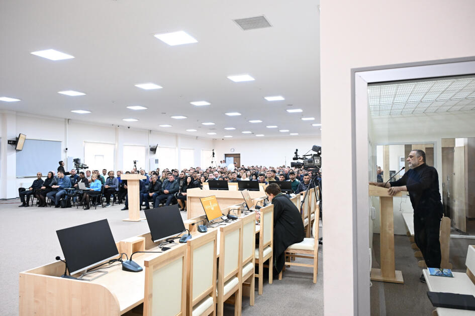 Ruben Vardanyan “Ermənistanın Baş naziri Nikol Paşinyanın, ATƏT-in Minsk qrupunun üzvlərinin və BQXK nümayəndələrinin dindirilməsini” məhkəmədən xahiş edib