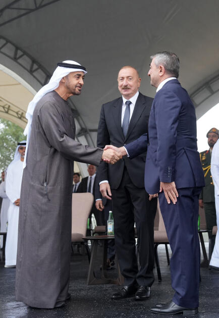 Prezidentlər İlham Əliyev və Şeyx Məhəmməd bin Zayed Al Nəhyan Cıdır düzündə Qarabağ atlarının şousunu izləyiblər