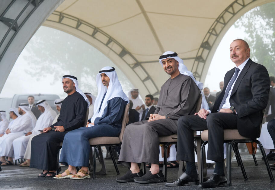 Prezidentlər İlham Əliyev və Şeyx Məhəmməd bin Zayed Al Nəhyan Cıdır düzündə Qarabağ atlarının şousunu izləyiblər