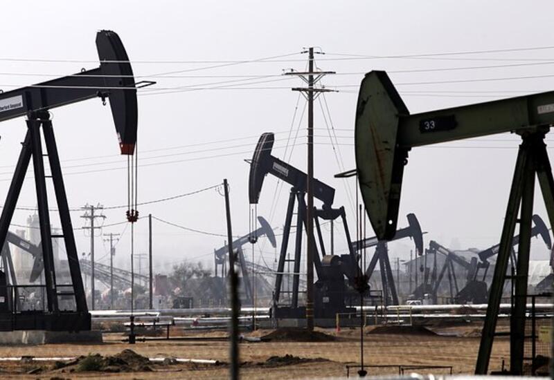 У США стало меньше нефти