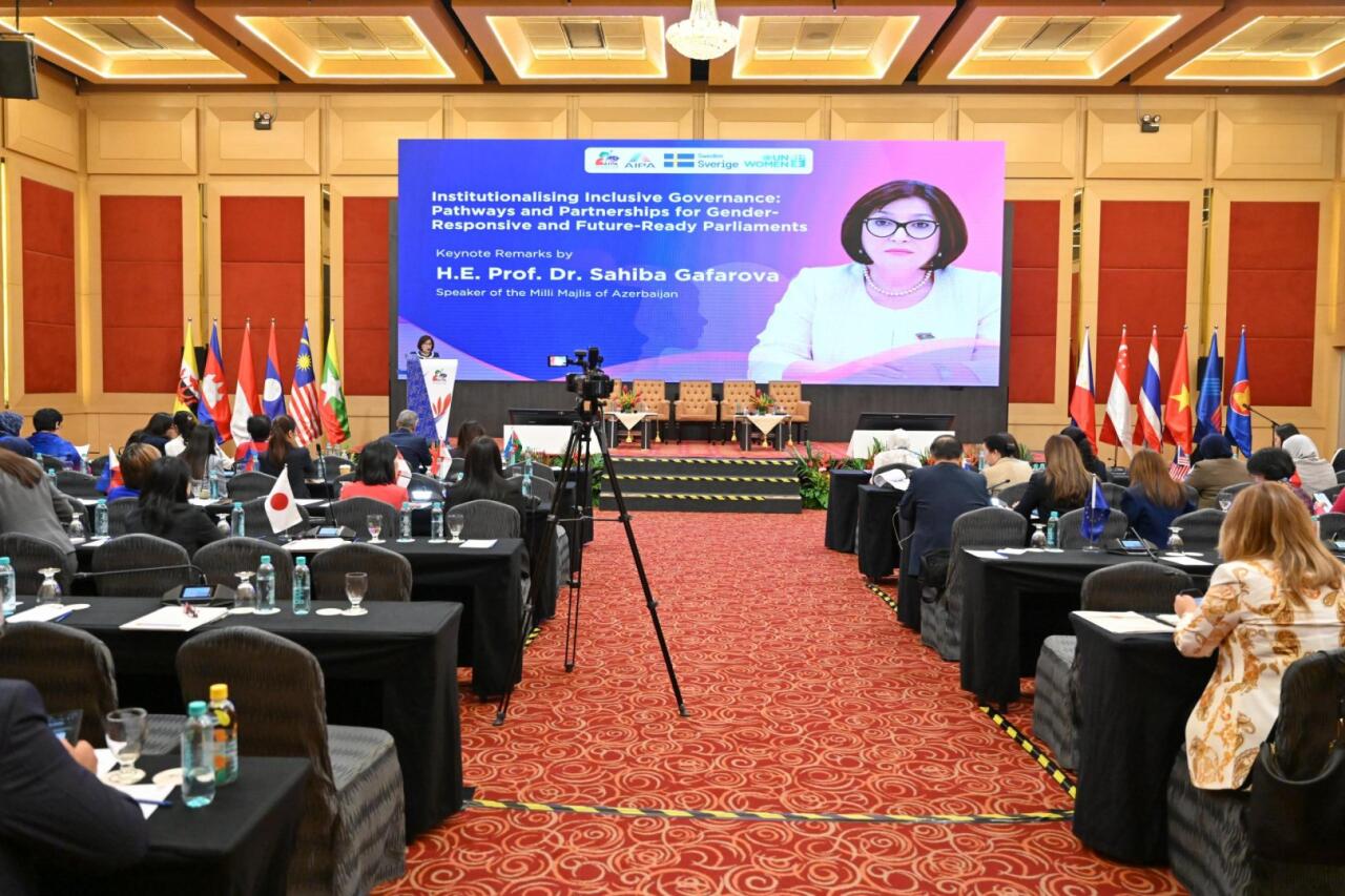 Milli Məclisin sədri Sahibə Qafarova Malayziyada AİPA-nın 2-ci Qadın Siyasi Liderlər Forumunda çıxış edib