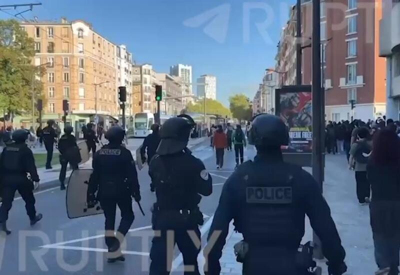 Протесты в Париже переросли в столкновения