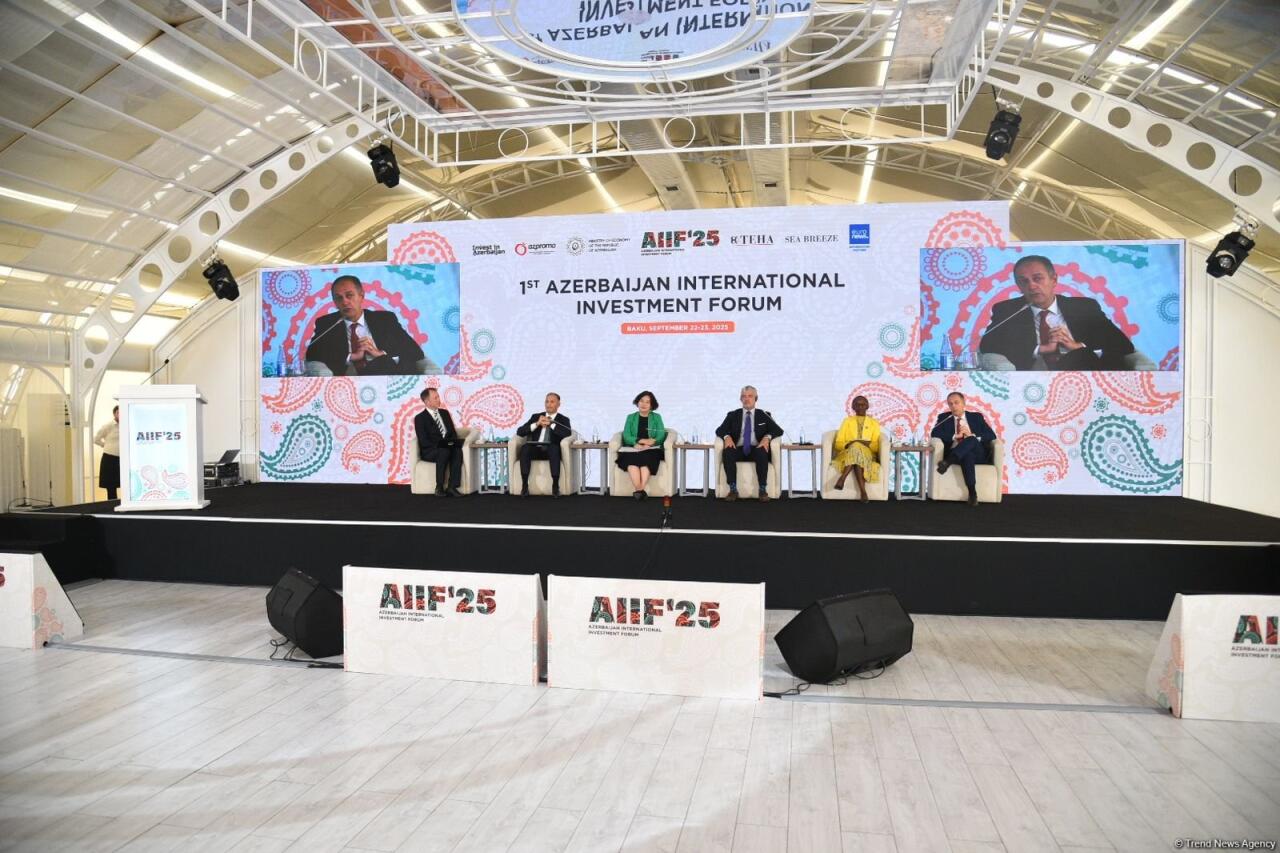 Bakıda 1-ci Azərbaycan Beynəlxalq İnvestisiya Forumu keçirilib