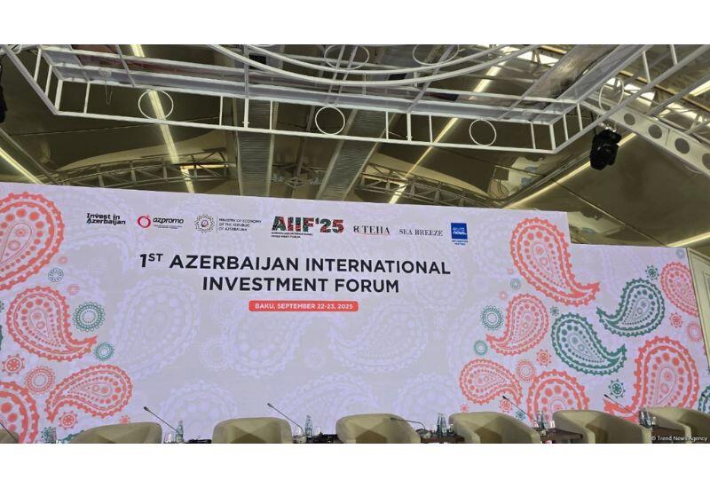 Bakıda 1-ci Azərbaycan Beynəlxalq İnvestisiya Forumu keçirilib