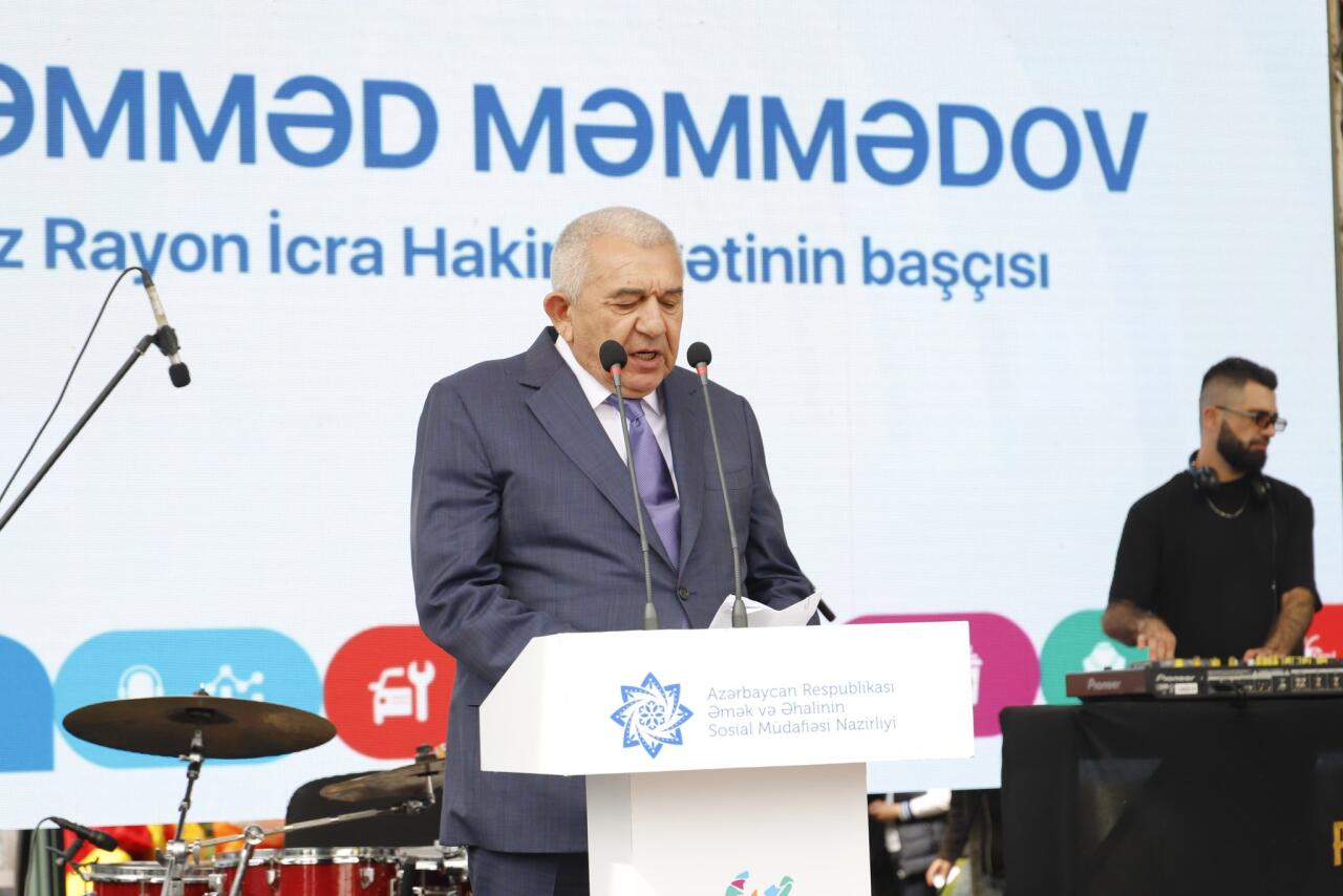 Nizami Səfərov PeşəFest adlı layihə çərçivəsində baş tutan tədbirdə iştirak edib