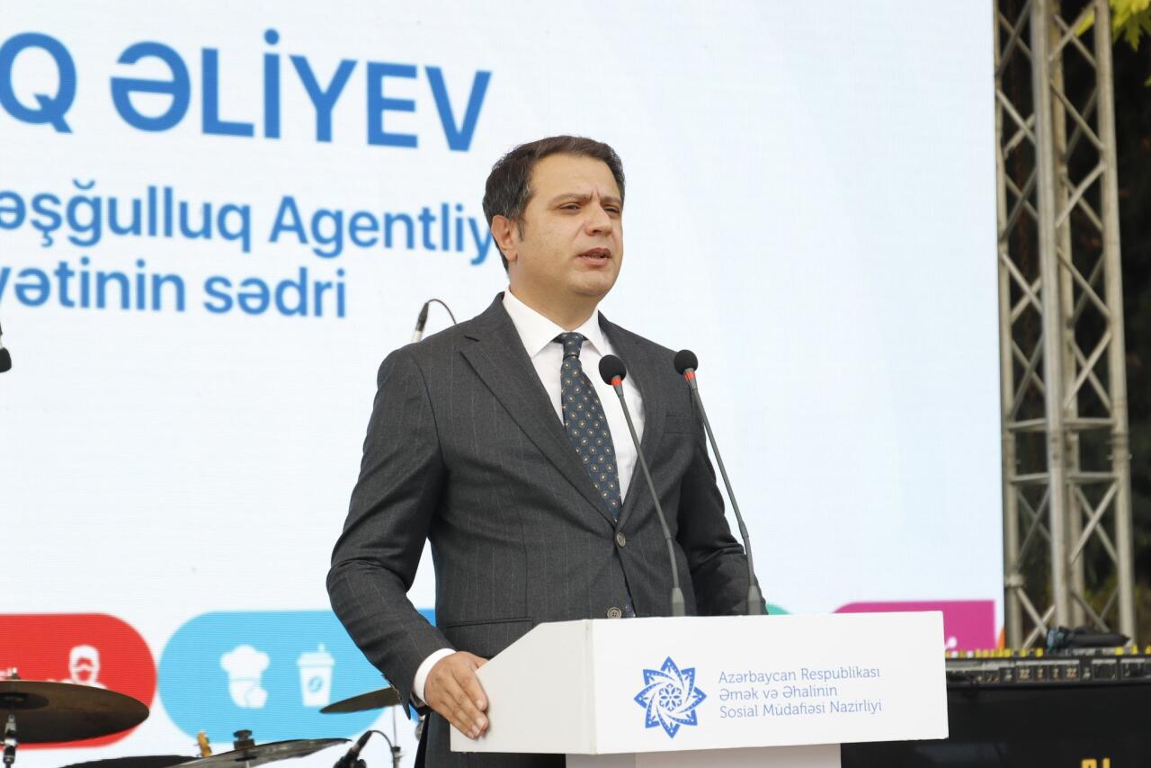 Nizami Səfərov PeşəFest adlı layihə çərçivəsində baş tutan tədbirdə iştirak edib