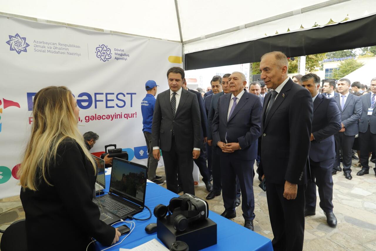 Nizami Səfərov PeşəFest adlı layihə çərçivəsində baş tutan tədbirdə iştirak edib