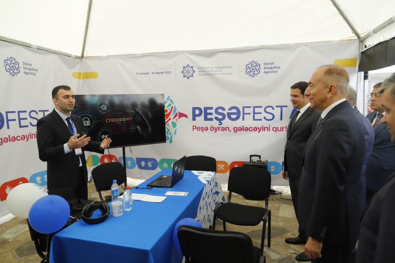 Nizami Səfərov PeşəFest adlı layihə çərçivəsində baş tutan tədbirdə iştirak edib