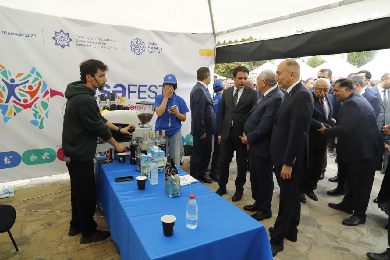 Nizami Səfərov PeşəFest adlı layihə çərçivəsində baş tutan tədbirdə iştirak edib