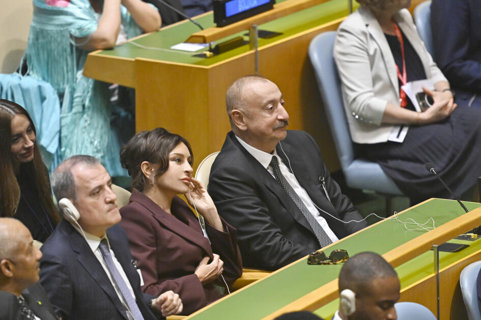 Prezident İlham Əliyev və birinci xanım Mehriban Əliyeva BMT Baş Assambleyasının 80-ci sessiyası çərçivəsində keçirilən yüksəksəviyyəli müzakirələrdə iştirak ediblər