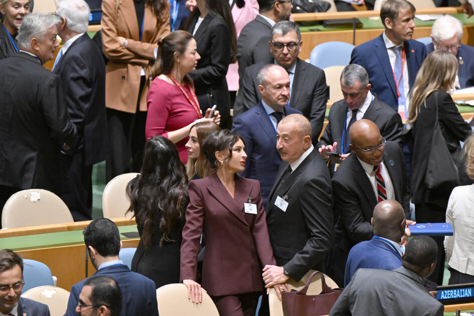 Prezident İlham Əliyev və birinci xanım Mehriban Əliyeva BMT Baş Assambleyasının 80-ci sessiyası çərçivəsində keçirilən yüksəksəviyyəli müzakirələrdə iştirak ediblər