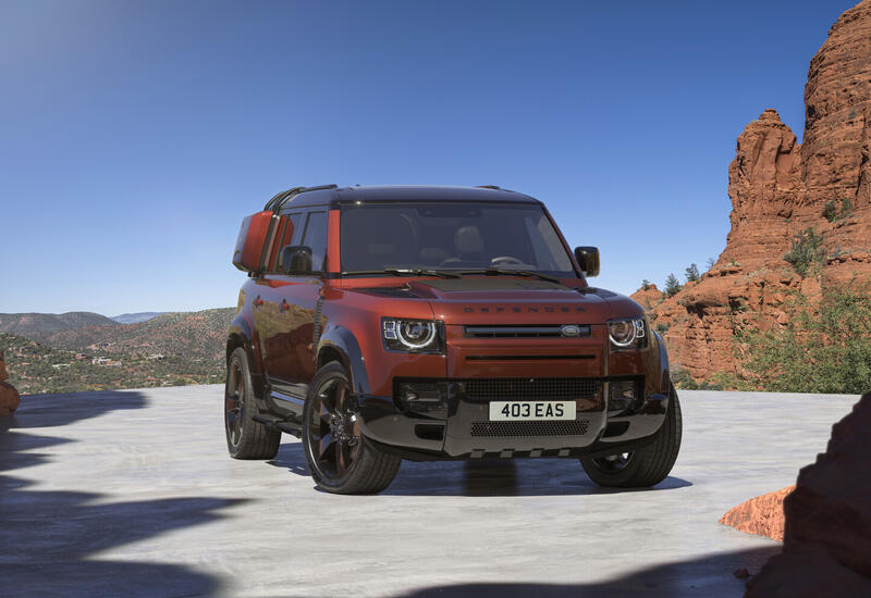Кибератака на месяц парализовала работу заводов Land Rover