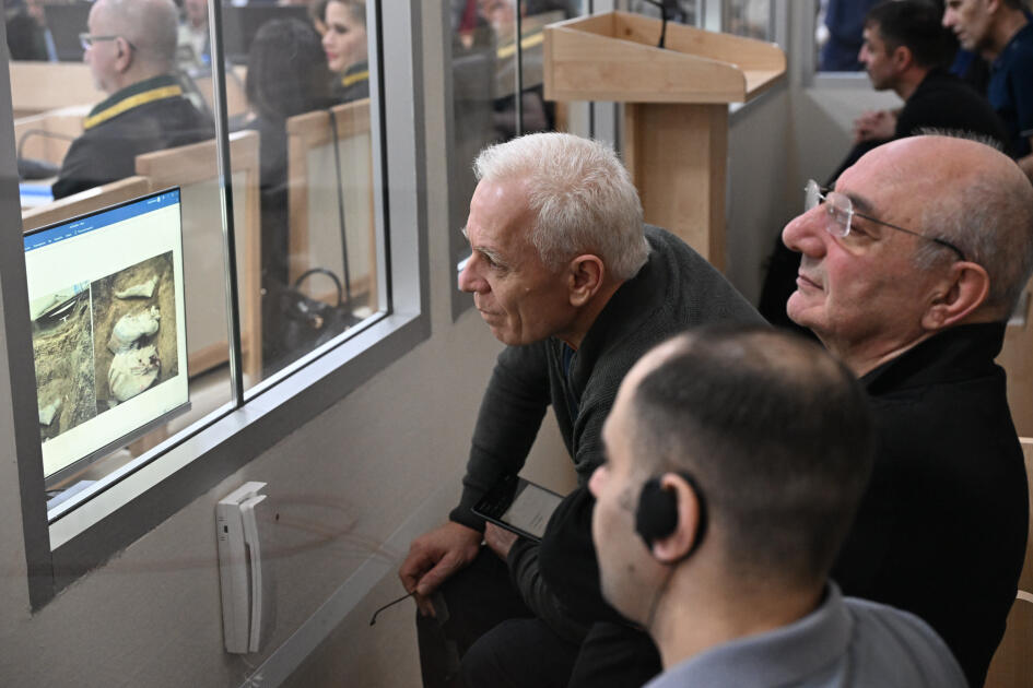 Ermənistan vətəndaşlarının məhkəməsində Aprel döyüşləri ilə bağlı sənədlər elan olunub