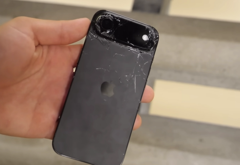 Новые iPhone 17 Pro и Air испытали падением с лестницы многоэтажки