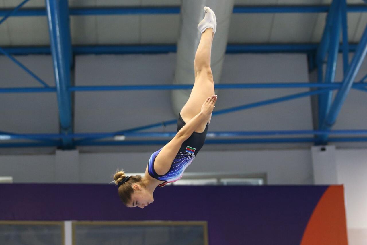 Şəkidə batut gimnastikası üzrə ölkə birinciliyi keçirilib