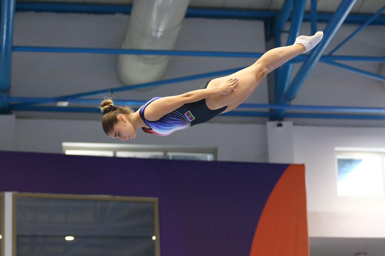 Şəkidə batut gimnastikası üzrə ölkə birinciliyi keçirilib
