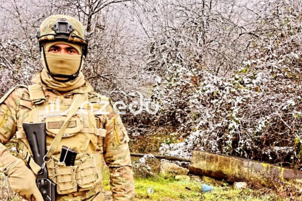 Xankəndiyə döyüşlə daxil oldu, indi təhsil alır