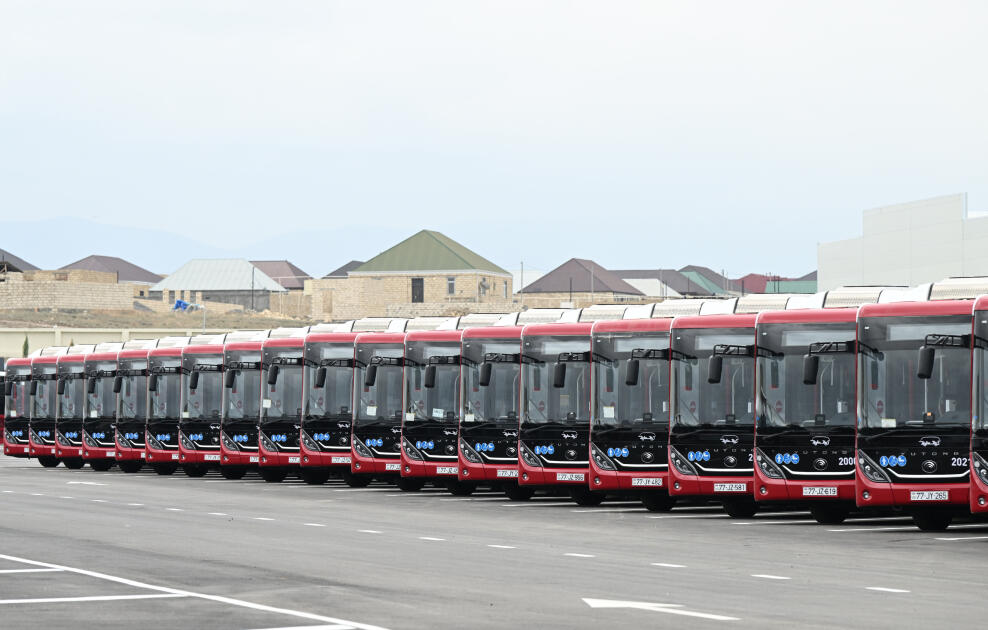 Prezident İlham Əliyev “BakuBus” MMC-nin Gəncə Avtoparkının açılışında iştirak edib
