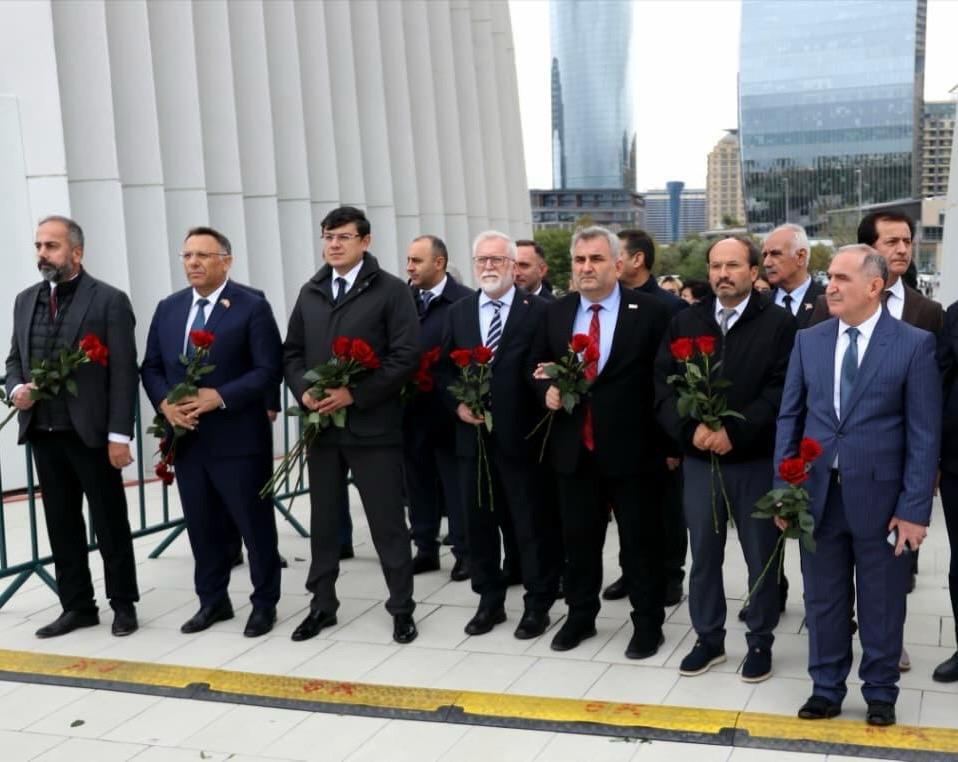 Türkiyəli rektorlar Zəfər parkını ziyarət ediblər