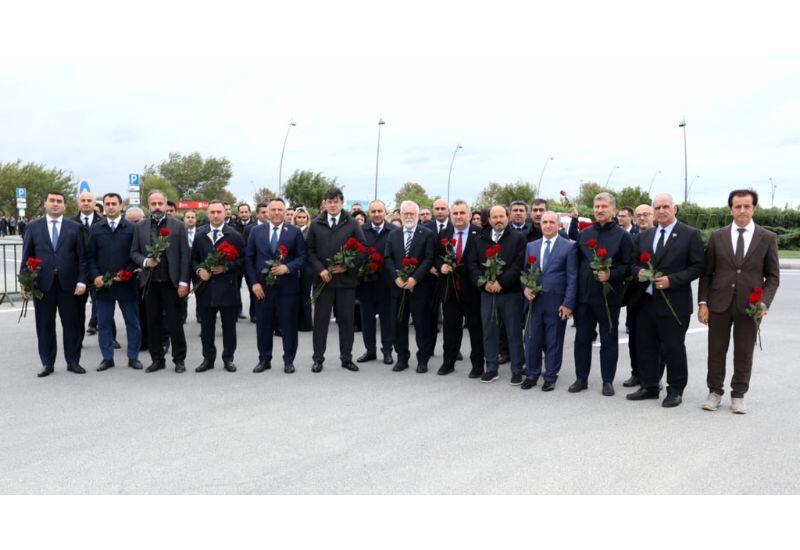 Türkiyəli rektorlar Zəfər parkını ziyarət ediblər